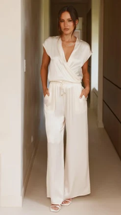 Fashion Allied Sets|Tops^Brylee V Neck Top - Cream