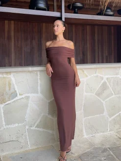 Pink Diamond Dresses|Maxi^Darcey Off Shoulder Maxi Dress - Brown
