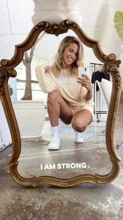 selfawear Beauty|Gift Collection^I Am Strong - Affirmation Mirror Sticker