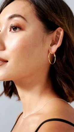 Angel Whisper Earrings|Je T'Aime^Leni Hoops - Gold