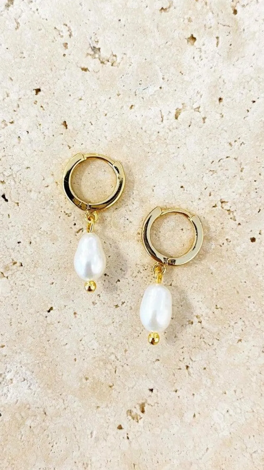 Angel Whisper Earrings|Mi Amore^Marley Sleepers - Gold/Pearl
