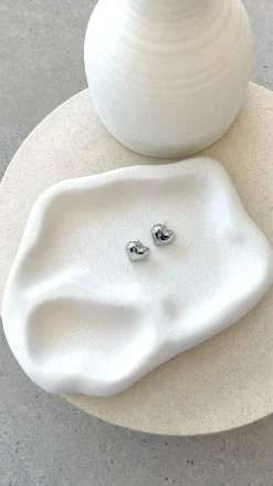 Your Accessory Shop Earrings|Wedding Guest Dresses^Neve Heart Earrings - Silver