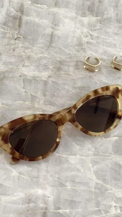 Ochre Lane Sunglasses^Isla Sunglasses - Golden Tort