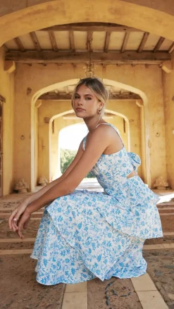 LILYWHYT Dresses|Maxi^Page Maxi Dress - Blue Floral