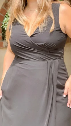 LILYWHYT Mi Amore|Dresses^Pamela V Neck Maxi Dress - Black