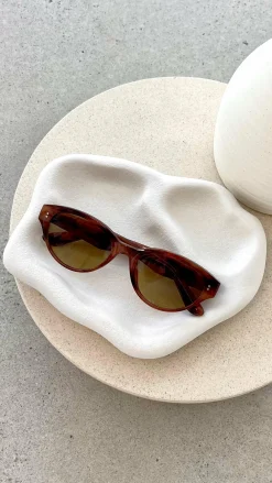 Angel Whisper Sunglasses^Quincia Sunglasses - Tort