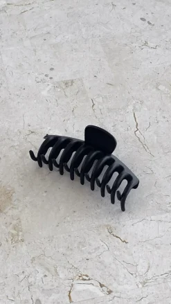 Angel Whisper Gift Collection|Hair Accessories^Regina Matte Claw Clip - Black