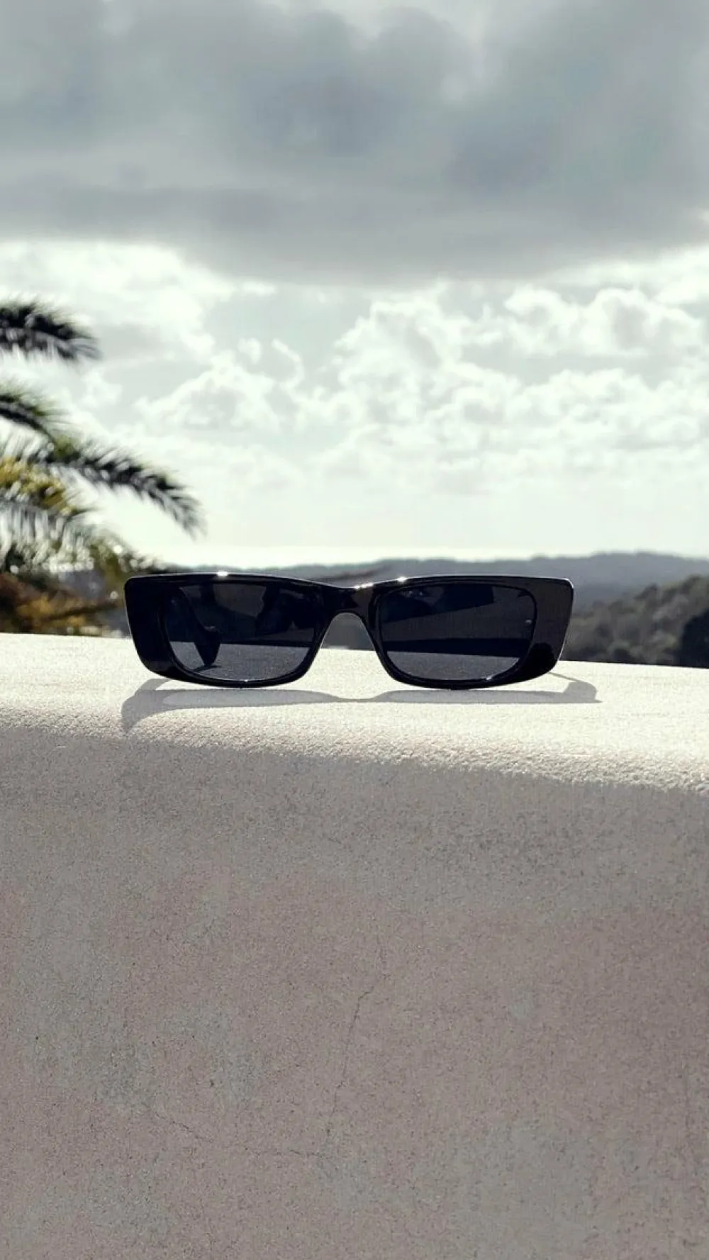 Your Accessory Shop Sunglasses^Safara Sunglasses - Black