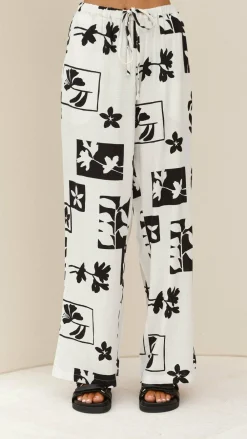 Fashion Allied Sets|Bottoms^Samaya Pants - White/Black Print