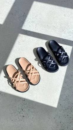Billini Billini^Tamsin Slide - Black