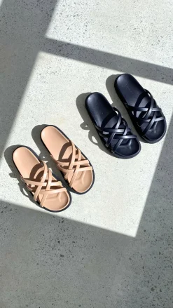 Billini Billini^Tamsin Slide - Black