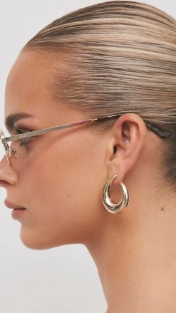 Banbe Sunglasses^The Winnie Sunglasses - Gold / Smoke Fade