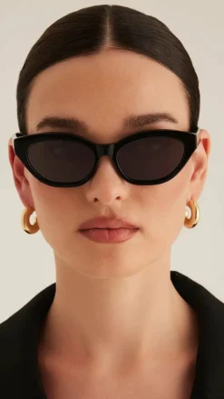 Banbe Sunglasses^The Winslet Sunglasses - Black