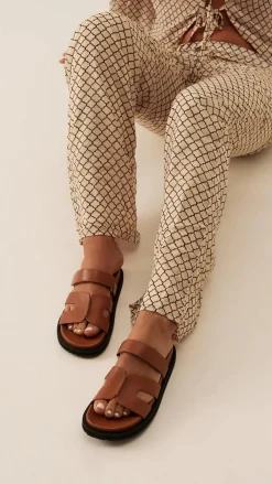 Billini Billini|Sandals & Slides^Theon Slides - Tan