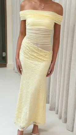 Sweet Acacia Dresses|Maxi^Tiarna Off The Shoulder Maxi Dress - Yellow