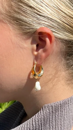 Your Accessory Shop Earrings|Mi Amore^Wandrea Earrings - Gold