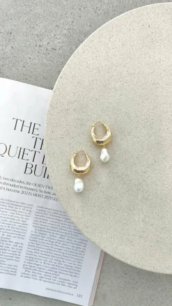 Your Accessory Shop Earrings|Mi Amore^Wandrea Earrings - Gold