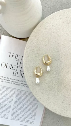 Your Accessory Shop Earrings|Mi Amore^Wandrea Earrings - Gold