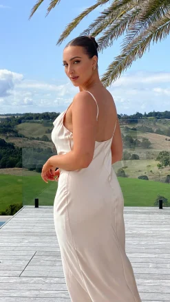 Alive Girl Je T'Aime|Dresses^Willow Maxi Dress - Champagne