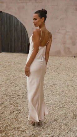 Alive Girl Je T'Aime|Dresses^Willow Maxi Dress - Champagne