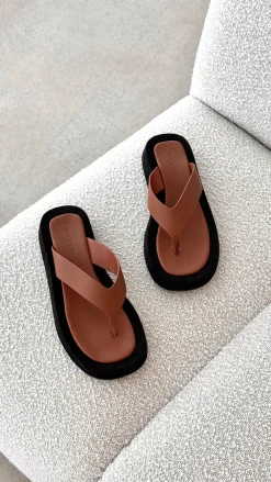 Billini Billini|Sandals & Slides^Yamira Thong - Caramel