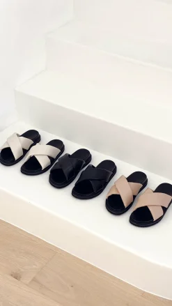Billini Billini|Sandals & Slides^Zetland Slide - Black